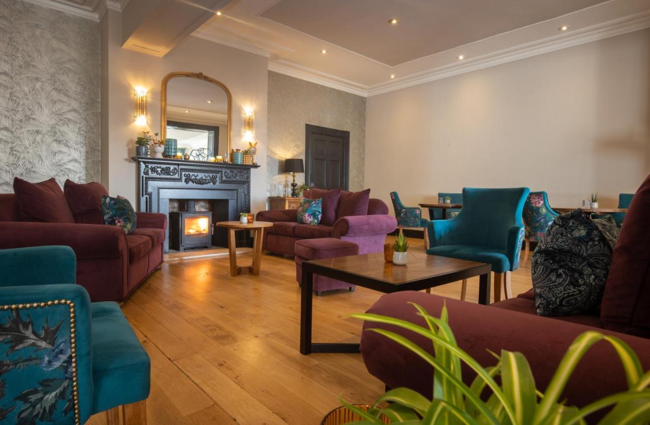 Rowton Hall Hotel And Spa 切斯特 外观 照片