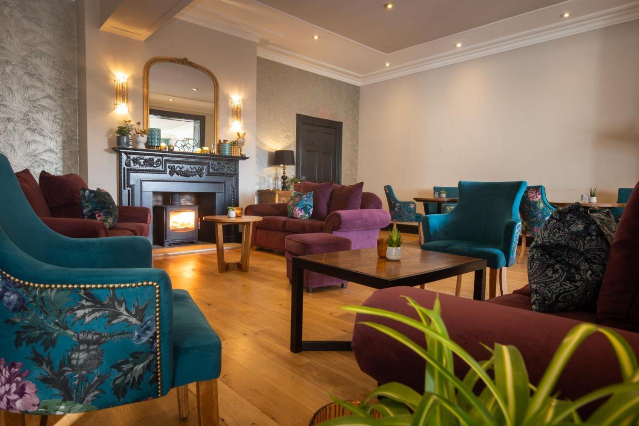 Rowton Hall Hotel And Spa 切斯特 外观 照片