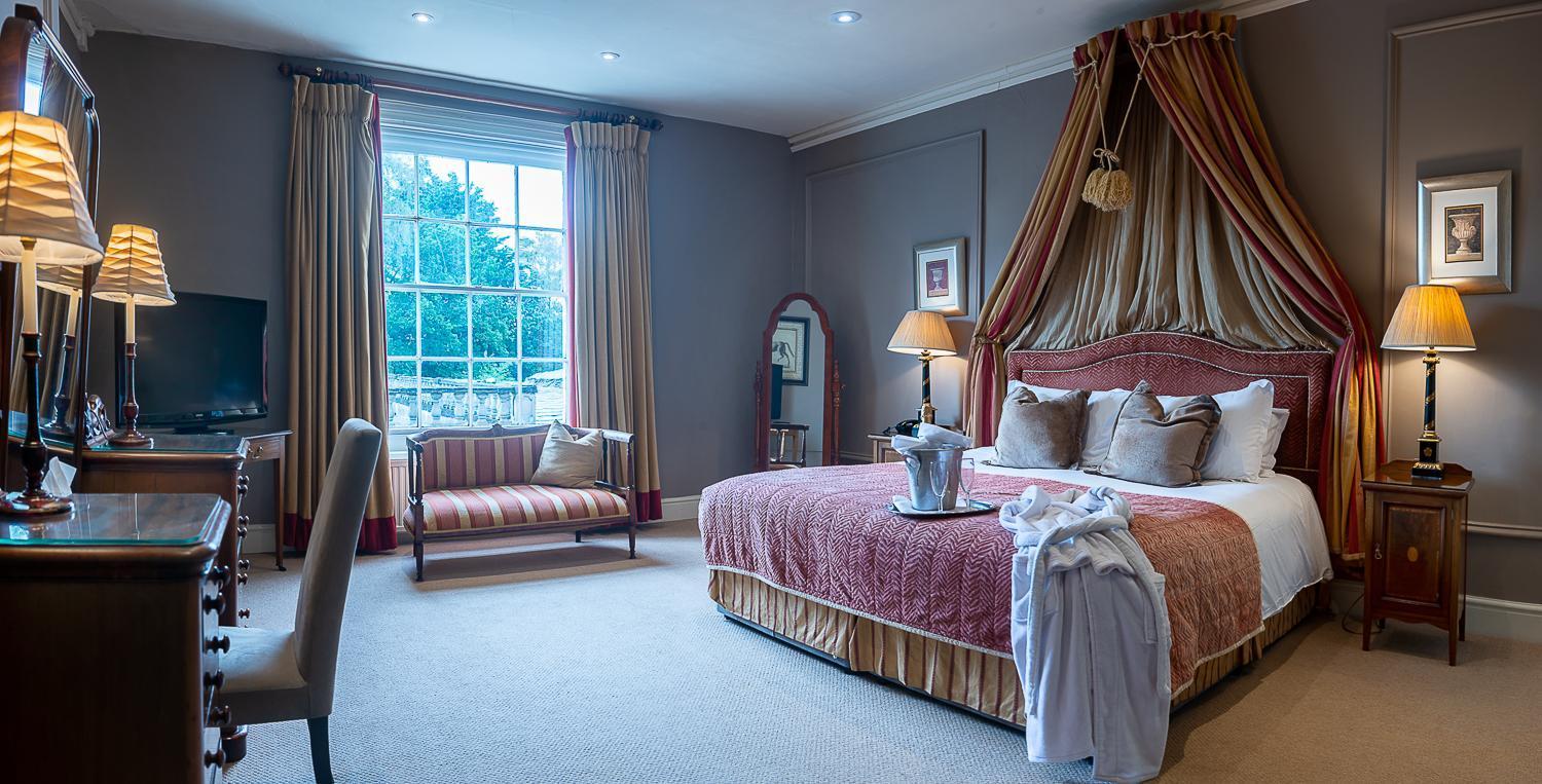 Rowton Hall Hotel And Spa 切斯特 外观 照片