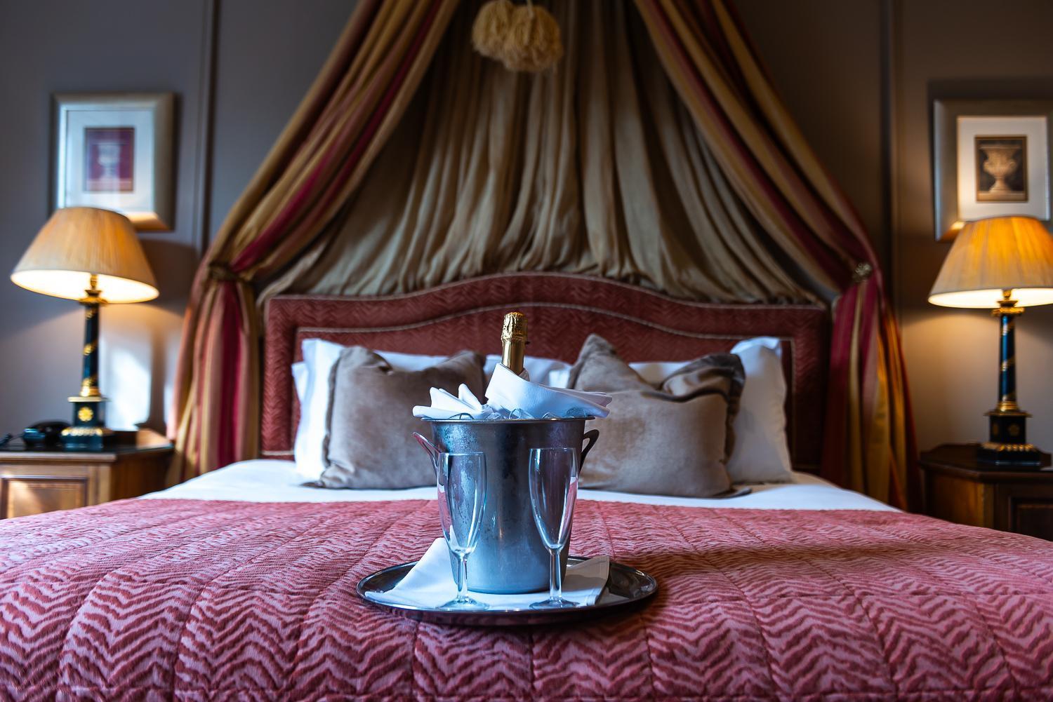Rowton Hall Hotel And Spa 切斯特 外观 照片